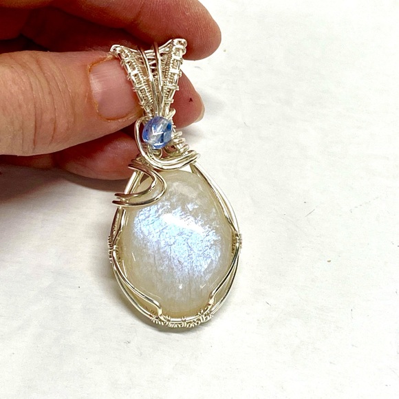 HANDCRAFTED MOONSTONE Hand Wrapped Statement Pendant, Artisan Handmade Jewelry - Picture 9 of 10